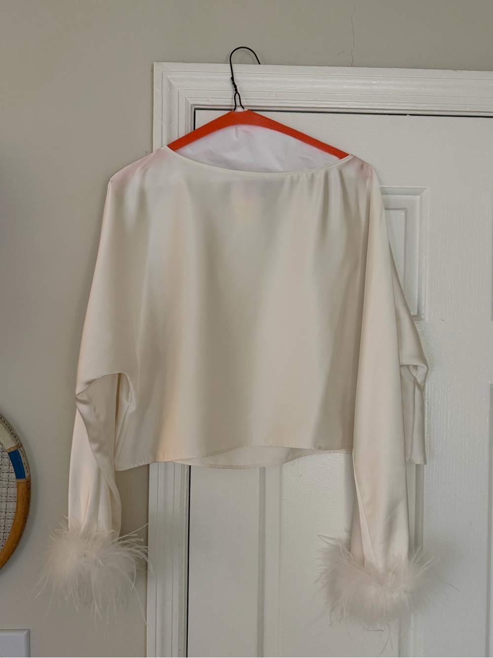 ANTONIO MELANI Ivory Satin Set with Feather Cuffs - Picture 11 of 15